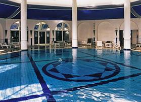 une des nombreuses piscines de l'htel...