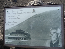 P1020442.JPG 3456x2592 index 32